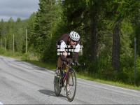 雷竞技官网：百米飞人巅峰对决 新星闪耀打破十年纪录